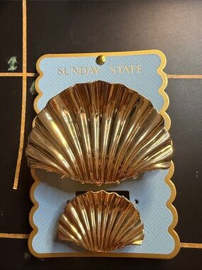 Sunday State Gold Shell Hair Clips - Set of 2